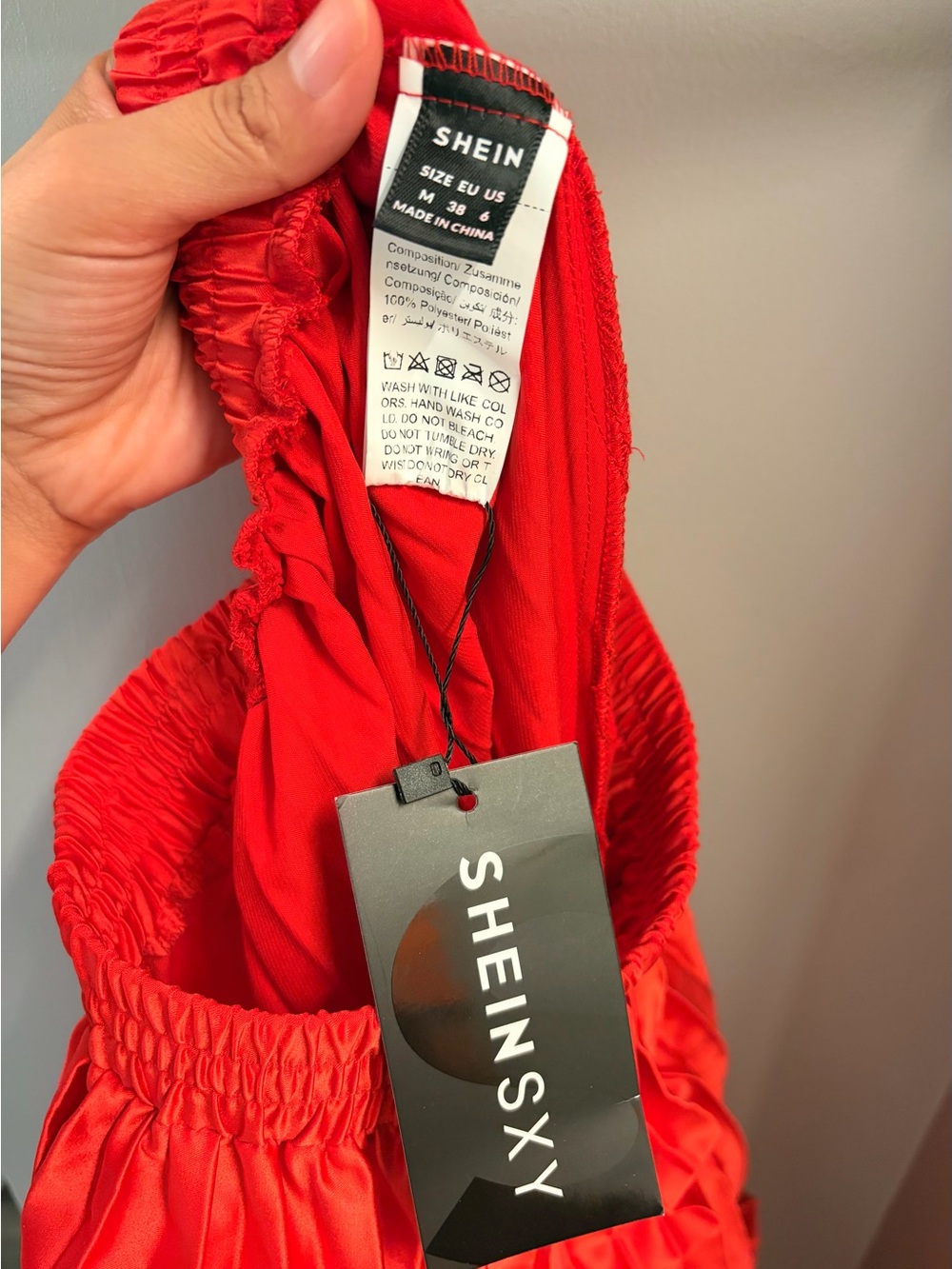 Pleated Red Maxi Skirt with Elastic Waist - Picture 3 of 6